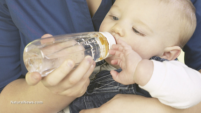 baby-bottle-feeding